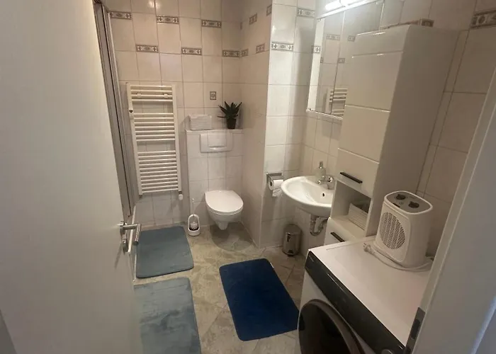 Mila - Schulpromenade 10 , * Wanzleben-Borde